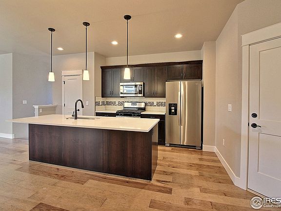 3rd image of 1938 Tidewater Ln
