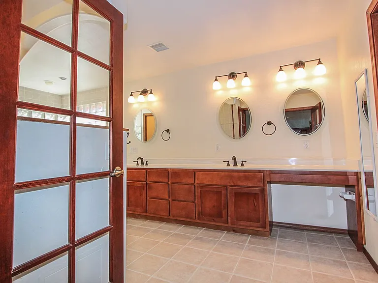 2765 N Yuma Dr — Photo 11