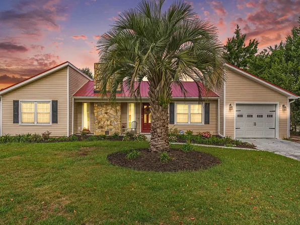 516 Plantation Dr., Surfside Beach, SC 29575