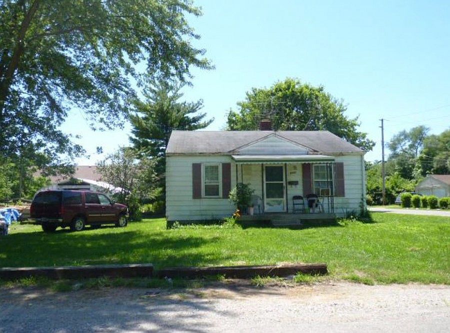 1st image of 2001 Millersville Dr