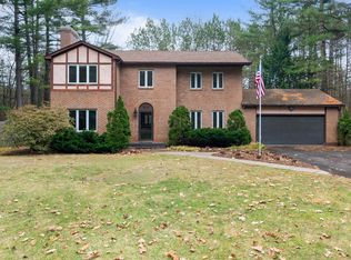 53 Valley View Dr, Milton, VT 05468