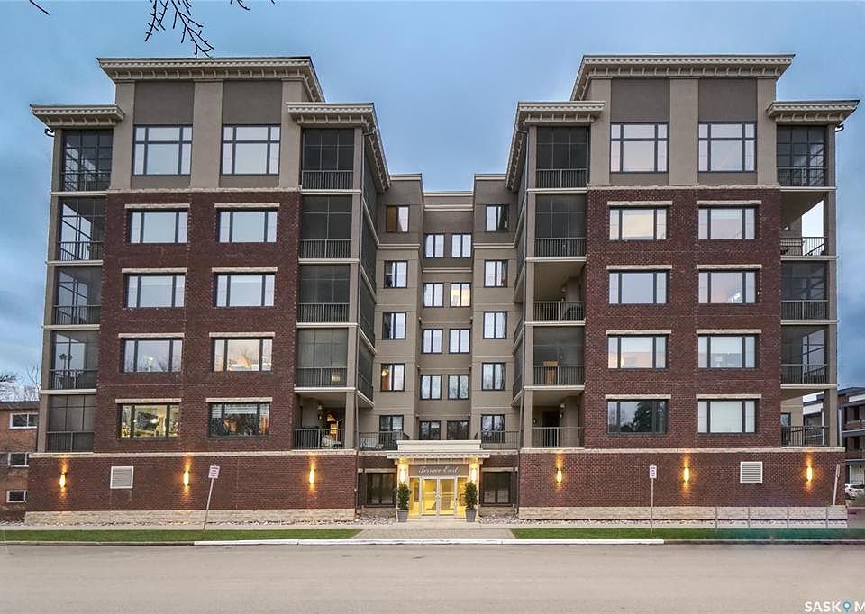 1st image of 205 Fairford St E #201