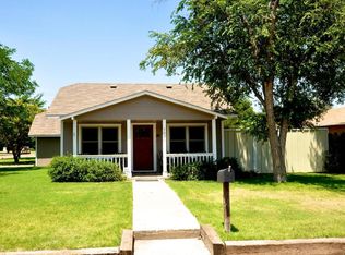1301 6th Ave, Canyon, TX 79015
