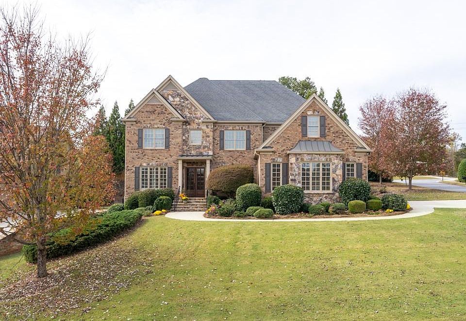 1st image of 3950 Chapel Grove Dr