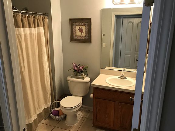 5th image of 14180 W Crestwick Dr