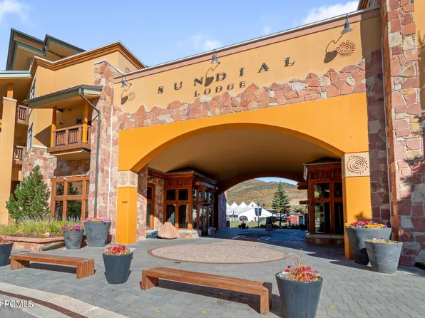 3720 N Sundial Ct #C211, Park City, UT