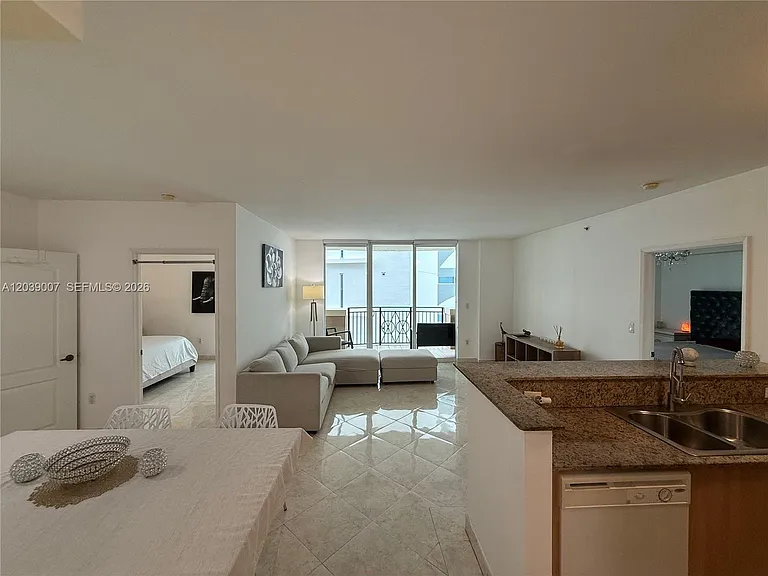 17555 Atlantic Blvd #1103 — Photo 9
