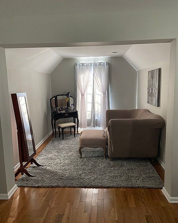 2nd image of 47 Mullen Dr