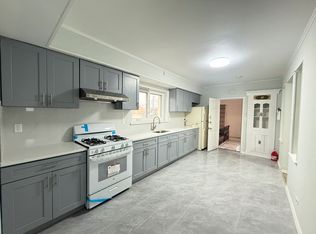 20 Balfour St #2, Staten Island, NY 10305