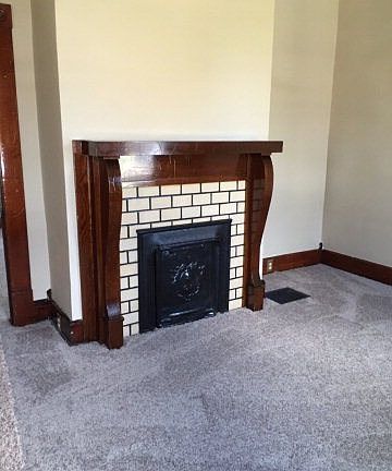 2nd image of 464 Lillie St