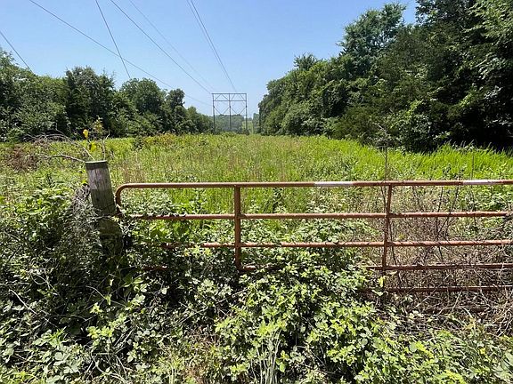 4th image of County Road 3361