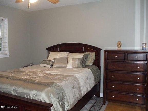 5th image of 5507 Barksdale Dr