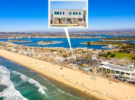 732 Ventura Pl