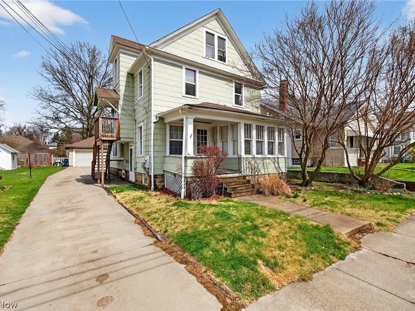 245 E Ford Ave, Barberton, OH 44203