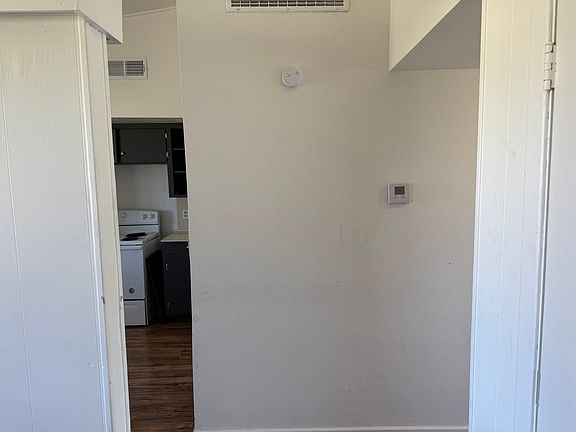 4th image of 1313 Calaveras St #A