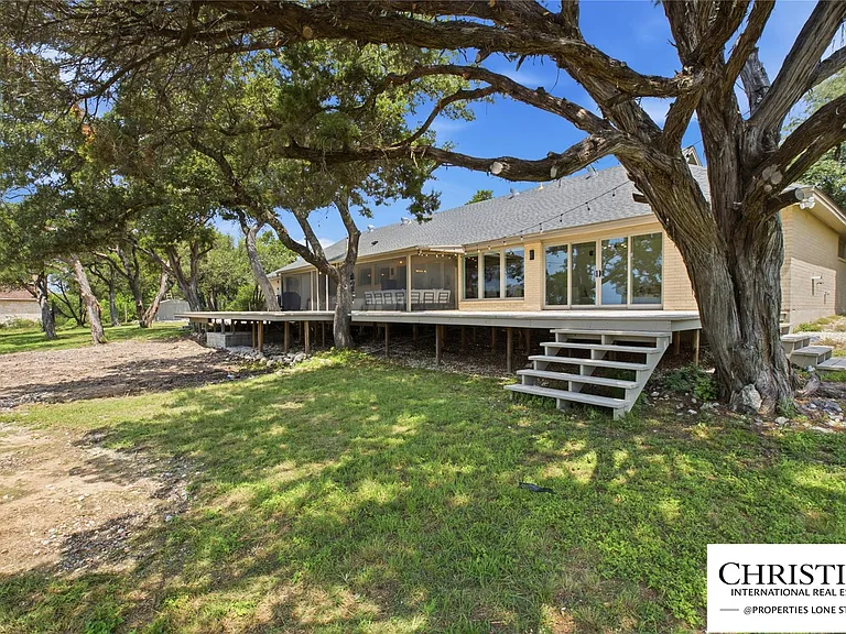 8901 Grandview Dr — Photo 38
