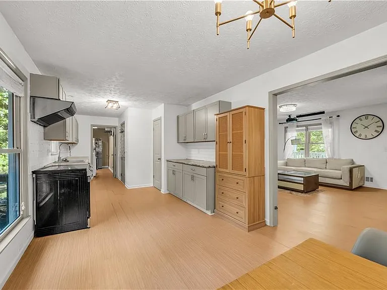 5712 Port Dr — Photo 8