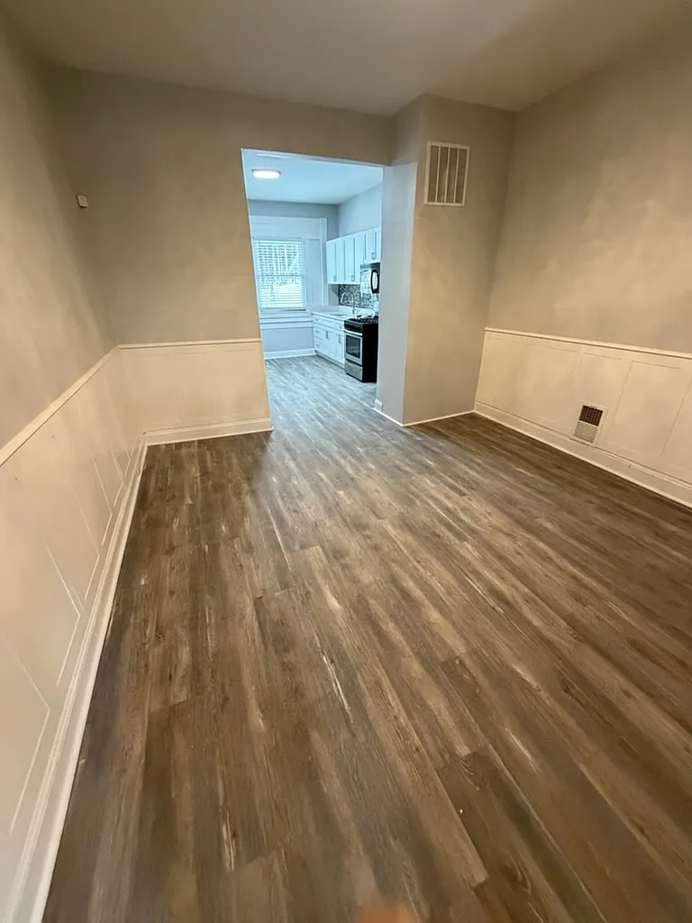 3 bed, $1,800 — Photo 4