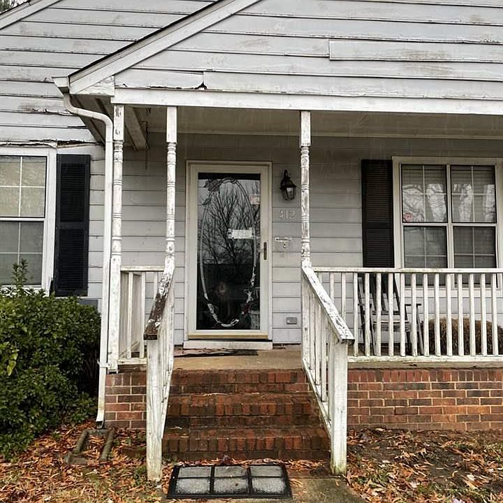 2nd image of 412 Bolin Ct