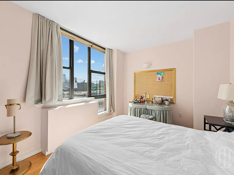 352 Cathedral Pkwy #12C — Photo 5