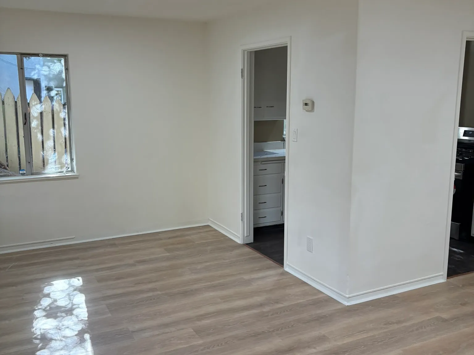 1 bed, 770 sqft, $2,395 — Photo 2