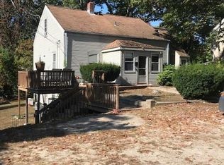 33 Woodland Ave, Smithfield, RI 02917