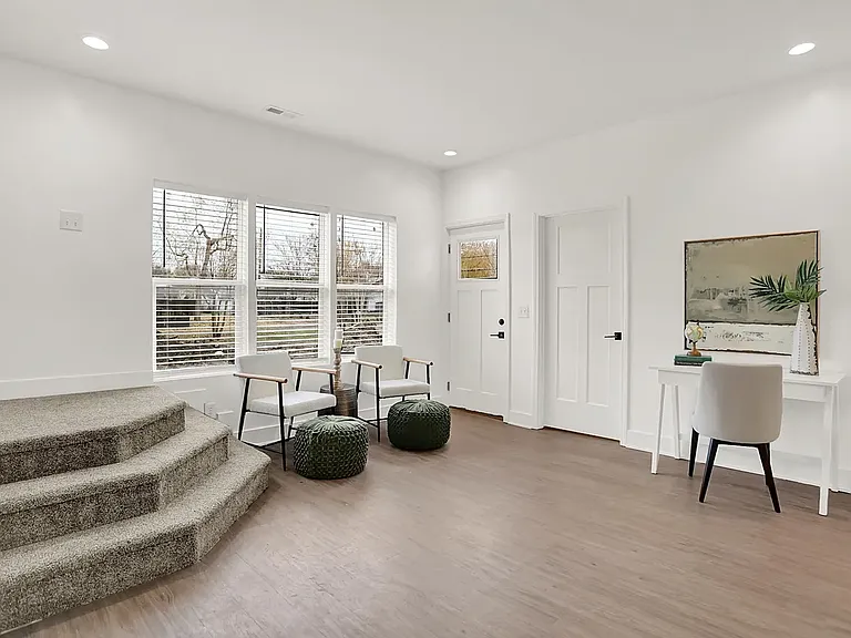 1439 Deloss St — Photo 11