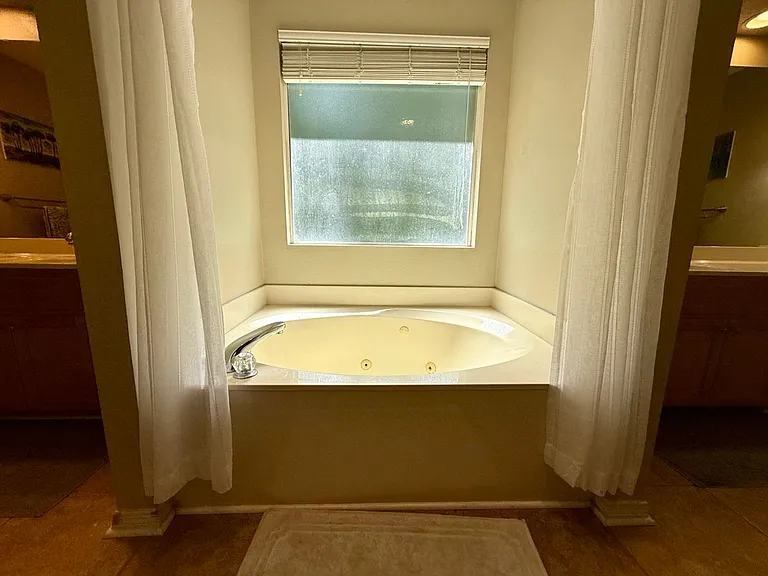 1651 Northridge Rd — Photo 16