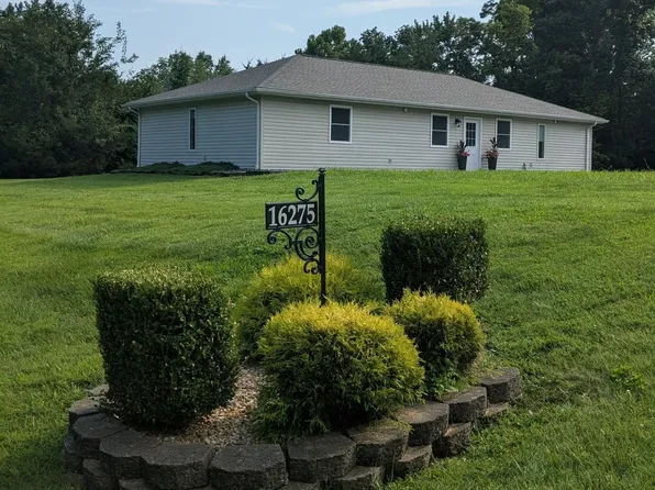 16275 N State Hwy, Mount Vernon, IL 62864
