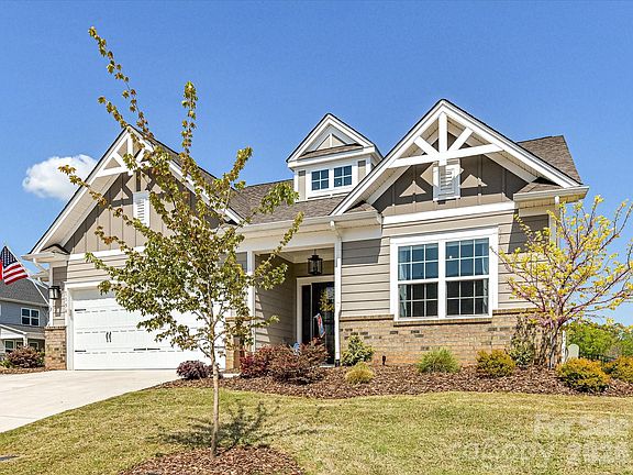 3rd image of 1154 Overlake Dr