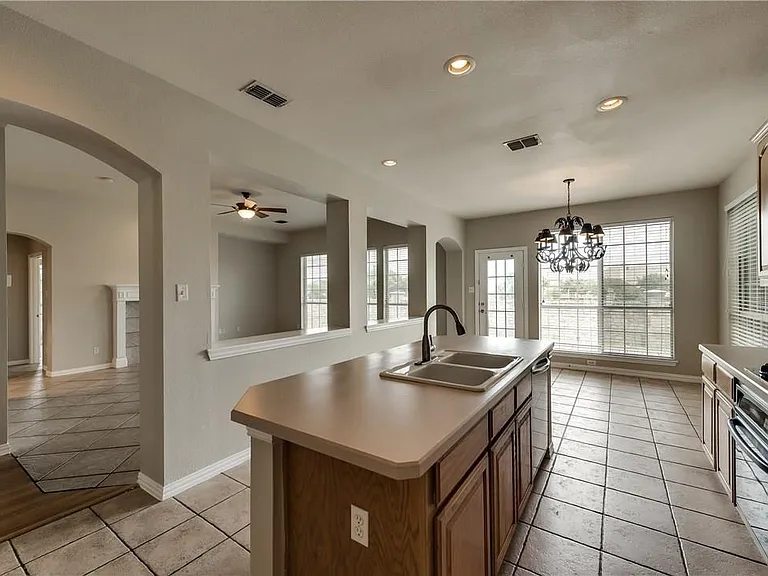 9428 Patagonia Ln — Photo 7