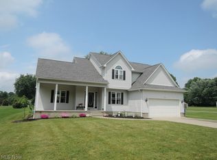 1543 Harding Ave, Mineral Ridge, OH 44440