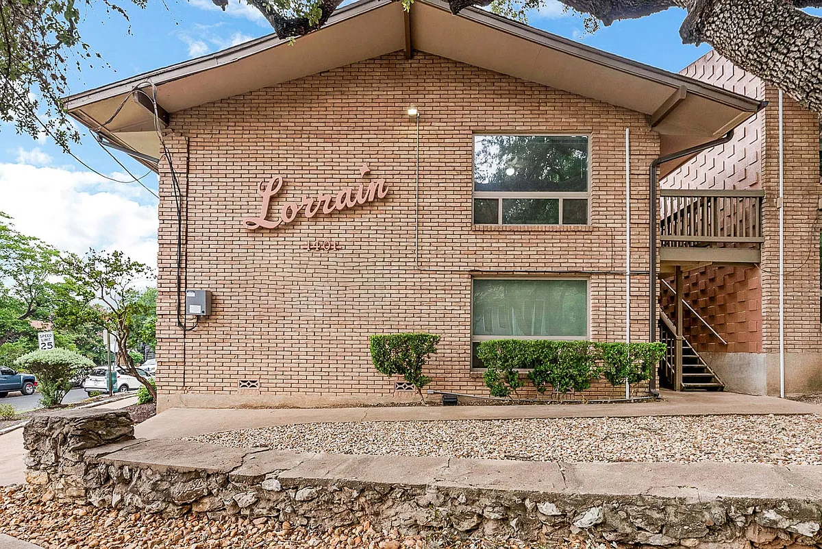 Building Photo - Lorrain Apartments