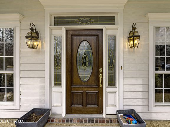 4th image of 106 Carlton Place Dr