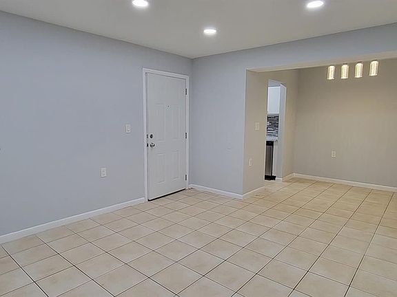 4th image of 7060 NW 179th St APT 212