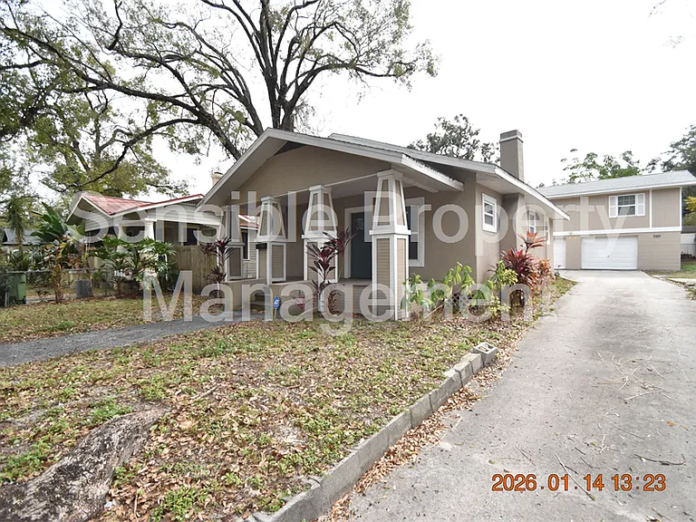 907 E Patterson St — Photo 32