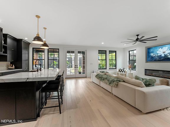 5th image of 516 MARGARET Street