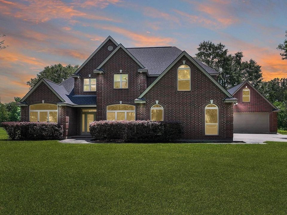 1st image of 1865 Summerville Ln