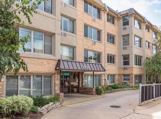 2727 W 43rd St APT 301, Minneapolis, MN 55410