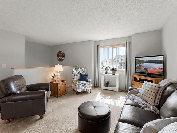 3rd image of 11546 79th St NE