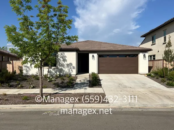 959 Gully Ln, Madera, CA 93636