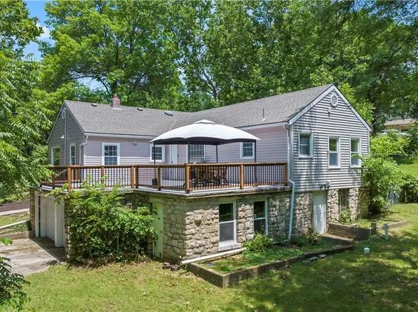 7439 E 83rd St, Kansas City, MO 64138