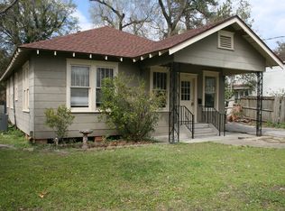 825 East Dr, Beaumont, TX 77706