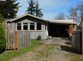 314 20th St, Port Orford, OR 97465
