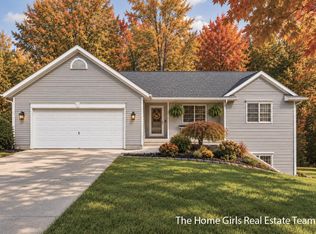 10333 Meadowgate Dr NE, Sparta, MI 49345