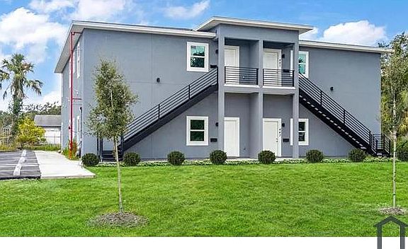 4th image of 447 45th St E #447
