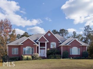 285 Deer Creek Dr, Forsyth, GA 31029