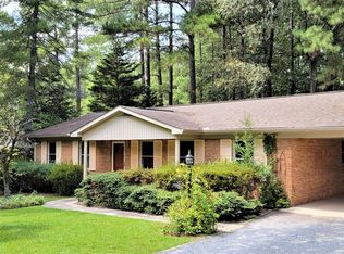 174 Boiling Springs Cir, Southern Pines, NC 28387