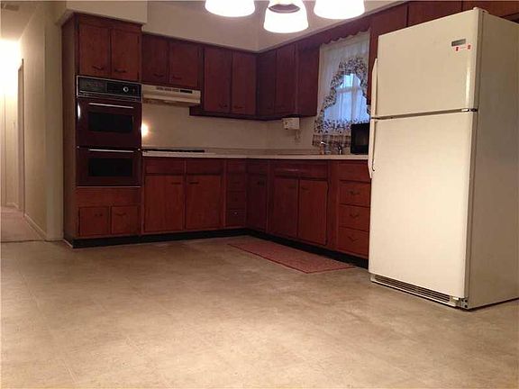 3rd image of 9835 E Malvina Ct