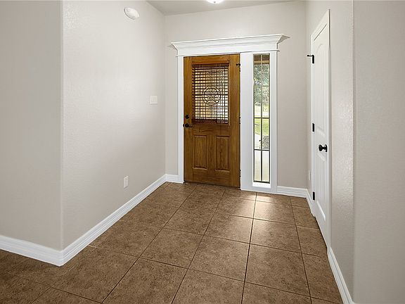 5th image of 14107 Renee Ln